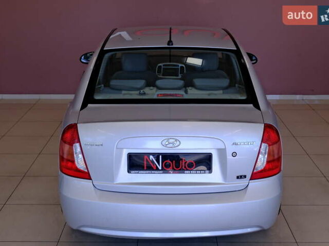 Серый Хендай Акцент, объемом двигателя 1.6 л и пробегом 55 тыс. км за 6900 $, фото 18 на Automoto.ua