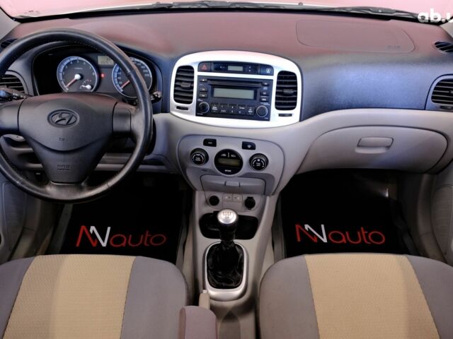 Серый Хендай Акцент, объемом двигателя 1.6 л и пробегом 55 тыс. км за 6900 $, фото 6 на Automoto.ua