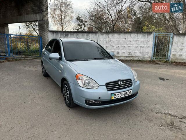 Сірий Хендай Акцент, об'ємом двигуна 1.5 л та пробігом 196 тис. км за 4300 $, фото 1 на Automoto.ua