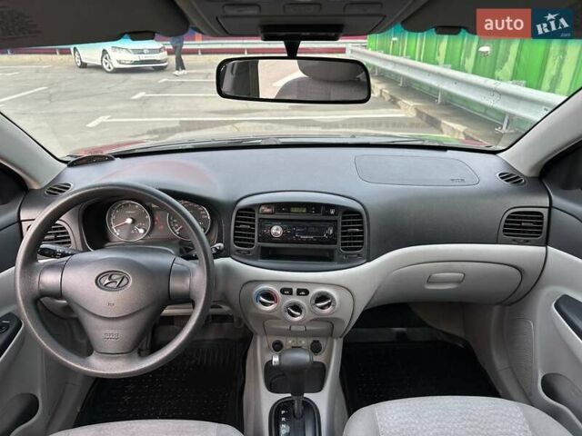 Сірий Хендай Акцент, об'ємом двигуна 1.4 л та пробігом 228 тис. км за 5990 $, фото 12 на Automoto.ua