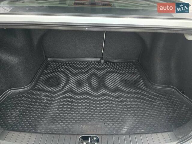 Серый Хендай Акцент, объемом двигателя 1.4 л и пробегом 82 тыс. км за 6600 $, фото 36 на Automoto.ua