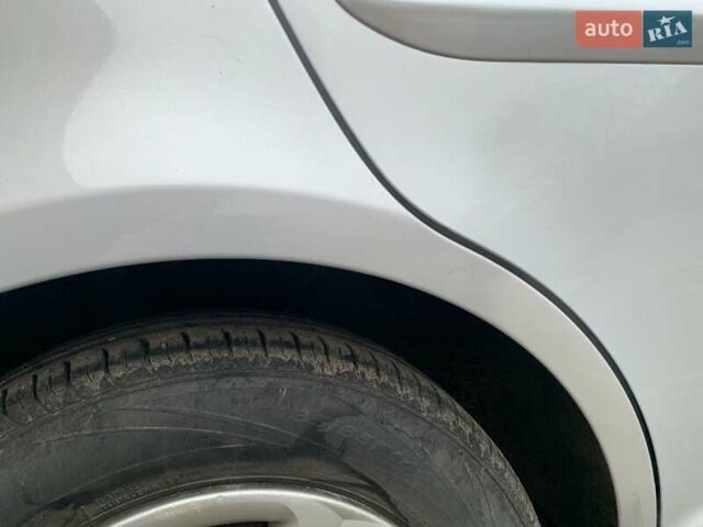 Серый Хендай Акцент, объемом двигателя 1.4 л и пробегом 144 тыс. км за 5300 $, фото 22 на Automoto.ua