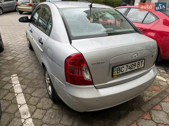 Сірий Хендай Акцент, об'ємом двигуна 1.4 л та пробігом 73 тис. км за 5900 $, фото 6 на Automoto.ua