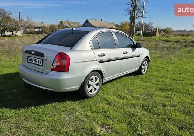 Хендай Акцент 2008 в Одессе на Automoto.ua Серый Хендай Акцент, объемом двигателя 1.4 л и пробегом 186 тыс. км за 5500 $, фото 1 на Automoto.ua