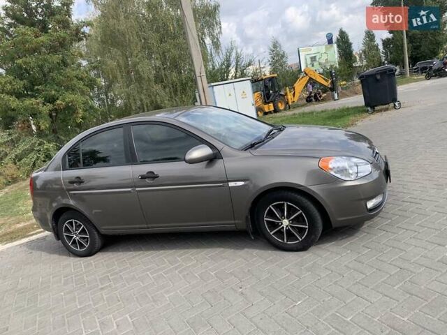 Сірий Хендай Акцент, об'ємом двигуна 1.5 л та пробігом 192 тис. км за 5300 $, фото 14 на Automoto.ua