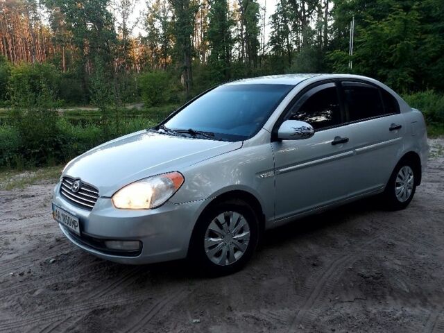 Серый Хендай Акцент, объемом двигателя 1.4 л и пробегом 192 тыс. км за 3950 $, фото 18 на Automoto.ua