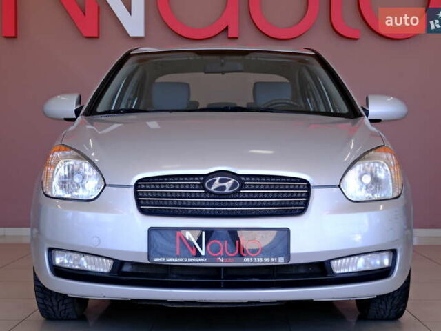 Серый Хендай Акцент, объемом двигателя 1.6 л и пробегом 55 тыс. км за 6900 $, фото 2 на Automoto.ua