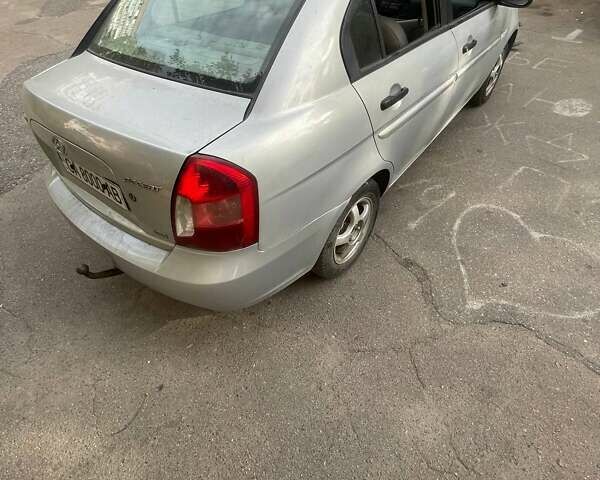 Серый Хендай Акцент, объемом двигателя 1.49 л и пробегом 143 тыс. км за 4000 $, фото 21 на Automoto.ua