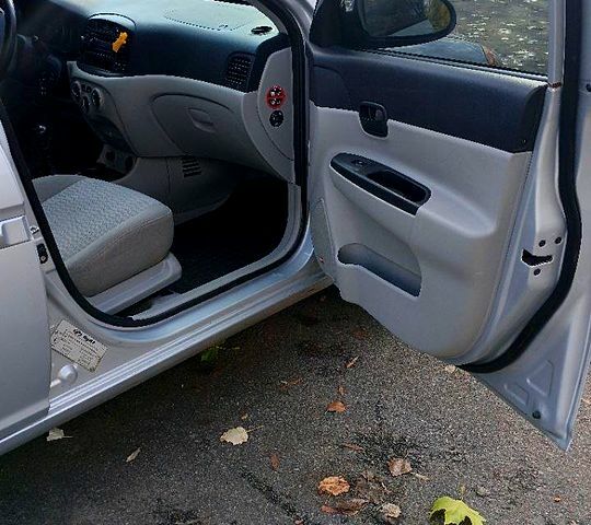 Сірий Хендай Акцент, об'ємом двигуна 1.4 л та пробігом 138 тис. км за 5000 $, фото 10 на Automoto.ua