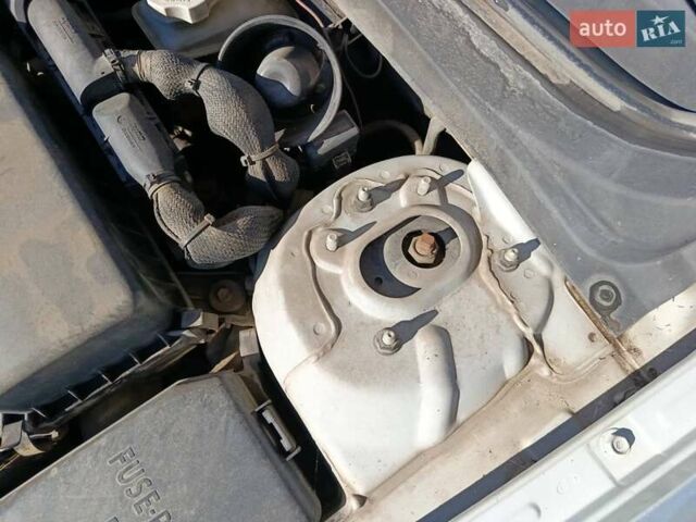 Серый Хендай Акцент, объемом двигателя 1.6 л и пробегом 150 тыс. км за 5500 $, фото 14 на Automoto.ua