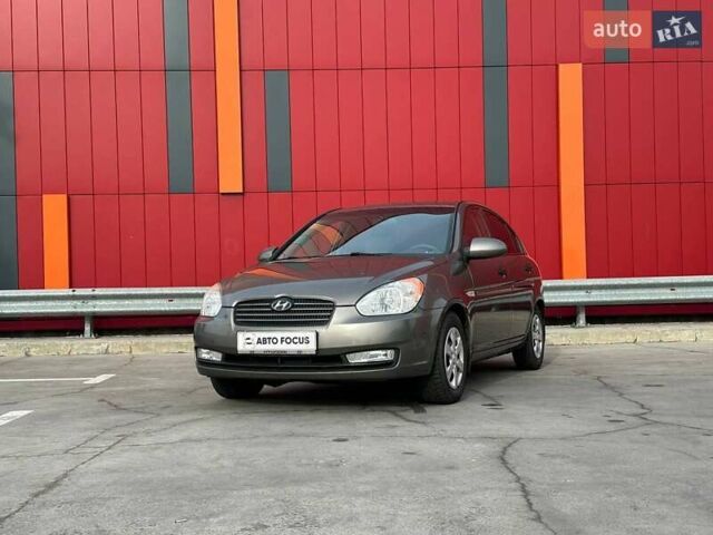 Сірий Хендай Акцент, об'ємом двигуна 1.4 л та пробігом 228 тис. км за 5990 $, фото 3 на Automoto.ua