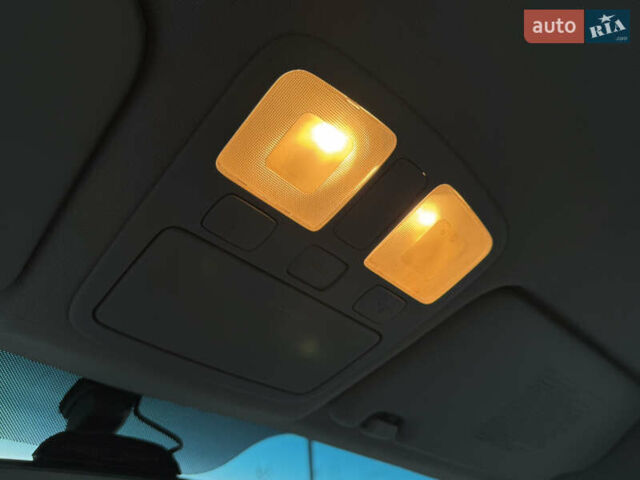 Сірий Хендай Акцент, об'ємом двигуна 1.4 л та пробігом 138 тис. км за 5600 $, фото 62 на Automoto.ua