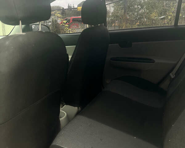 Хендай Акцент 2008 в Бережанах на Automoto.ua Серый Хендай Акцент, объемом двигателя 1.5 л и пробегом 250 тыс. км за 4500 $, фото 7 на Automoto.ua