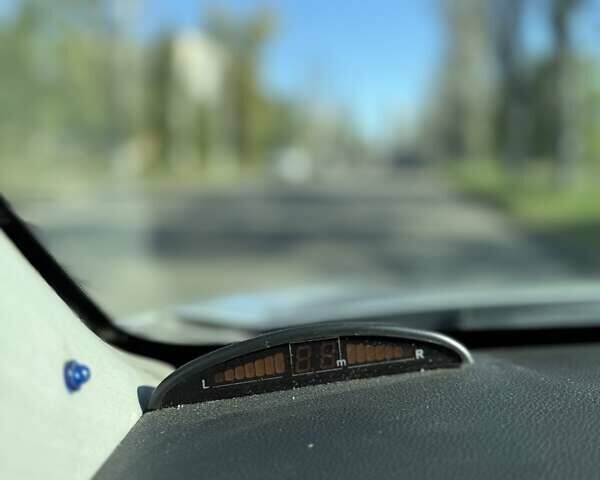 Сірий Хендай Акцент, об'ємом двигуна 1.6 л та пробігом 136 тис. км за 6300 $, фото 42 на Automoto.ua