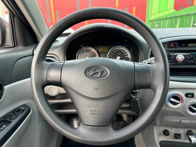 Сірий Хендай Акцент, об'ємом двигуна 0 л та пробігом 228 тис. км за 5990 $, фото 14 на Automoto.ua