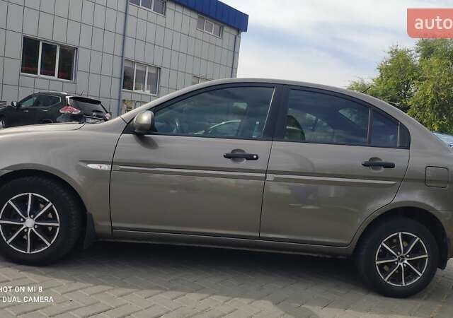 Сірий Хендай Акцент, об'ємом двигуна 1.5 л та пробігом 192 тис. км за 5300 $, фото 4 на Automoto.ua