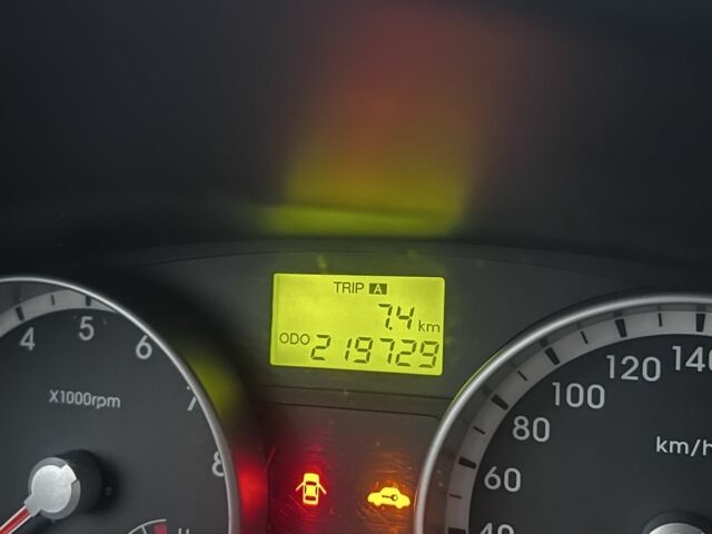 Серый Хендай Акцент, объемом двигателя 1.4 л и пробегом 220 тыс. км за 4500 $, фото 7 на Automoto.ua