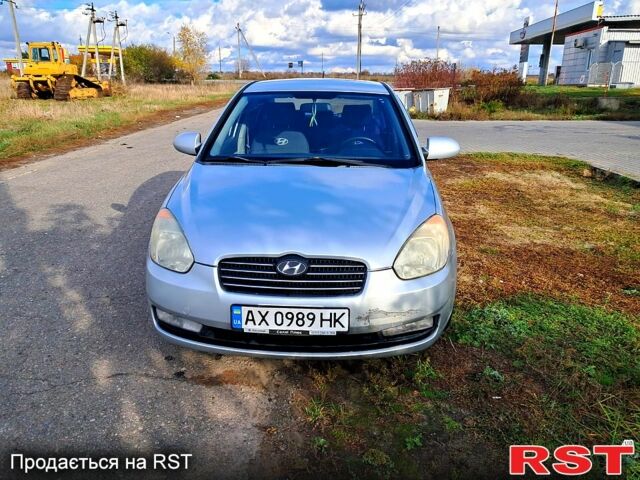 Серый Хендай Акцент, объемом двигателя 1.6 л и пробегом 224 тыс. км за 5300 $, фото 1 на Automoto.ua