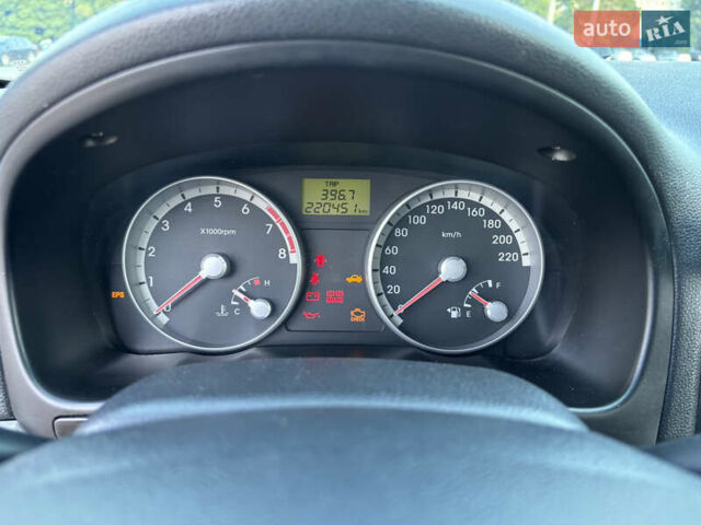 Серый Хендай Акцент, объемом двигателя 1.4 л и пробегом 135 тыс. км за 4800 $, фото 21 на Automoto.ua