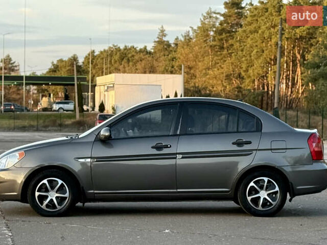 Сірий Хендай Акцент, об'ємом двигуна 1.4 л та пробігом 138 тис. км за 5600 $, фото 13 на Automoto.ua