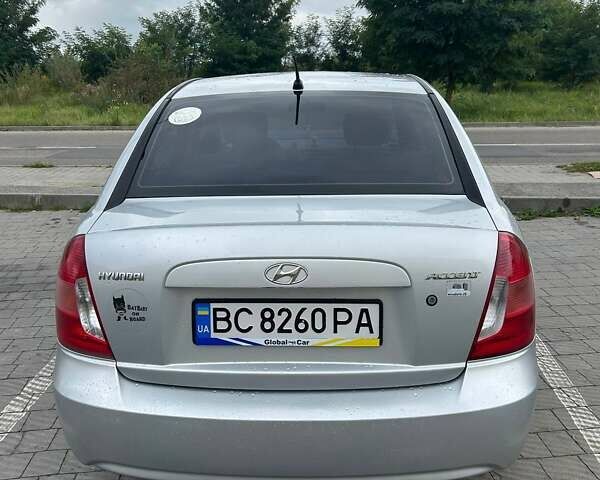 Сірий Хендай Акцент, об'ємом двигуна 1.4 л та пробігом 237 тис. км за 4700 $, фото 5 на Automoto.ua