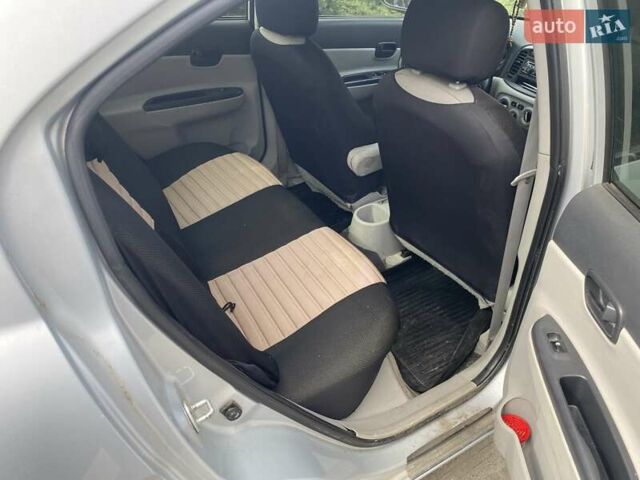 Сірий Хендай Акцент, об'ємом двигуна 1.4 л та пробігом 168 тис. км за 4500 $, фото 6 на Automoto.ua