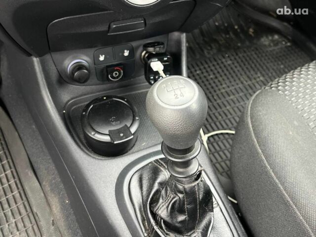 Серый Хендай Акцент, объемом двигателя 1.6 л и пробегом 105 тыс. км за 4490 $, фото 25 на Automoto.ua