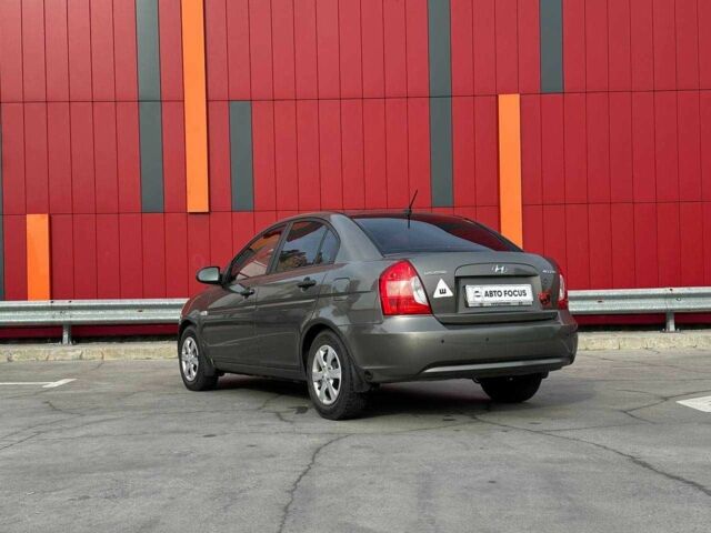 Сірий Хендай Акцент, об'ємом двигуна 0 л та пробігом 228 тис. км за 5990 $, фото 4 на Automoto.ua