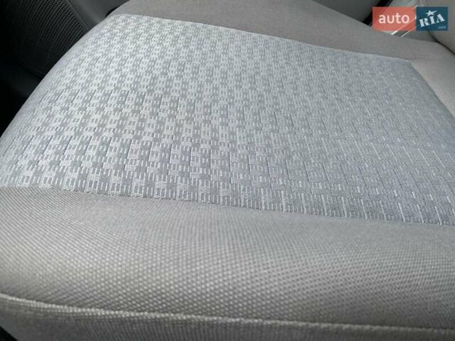 Серый Хендай Акцент, объемом двигателя 1.4 л и пробегом 144 тыс. км за 5300 $, фото 12 на Automoto.ua