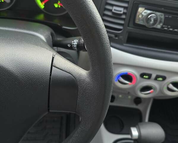 Серый Хендай Акцент, объемом двигателя 1.4 л и пробегом 82 тыс. км за 6600 $, фото 25 на Automoto.ua