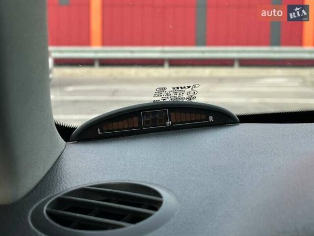 Сірий Хендай Акцент, об'ємом двигуна 1.4 л та пробігом 228 тис. км за 5990 $, фото 17 на Automoto.ua
