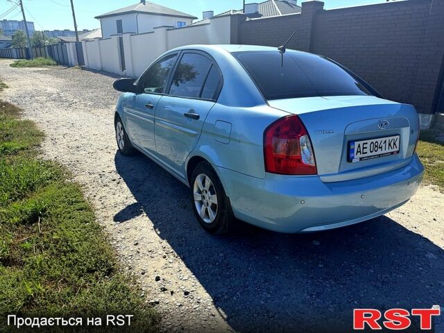 Сірий Хендай Акцент, об'ємом двигуна 1.4 л та пробігом 204 тис. км за 5000 $, фото 3 на Automoto.ua