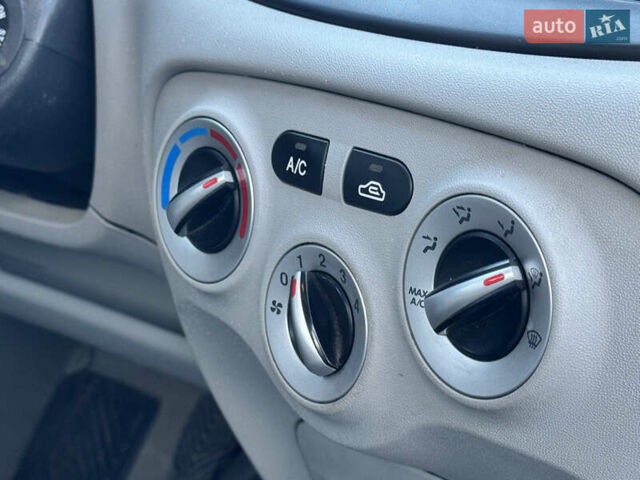 Серый Хендай Акцент, объемом двигателя 1.4 л и пробегом 98 тыс. км за 4899 $, фото 26 на Automoto.ua