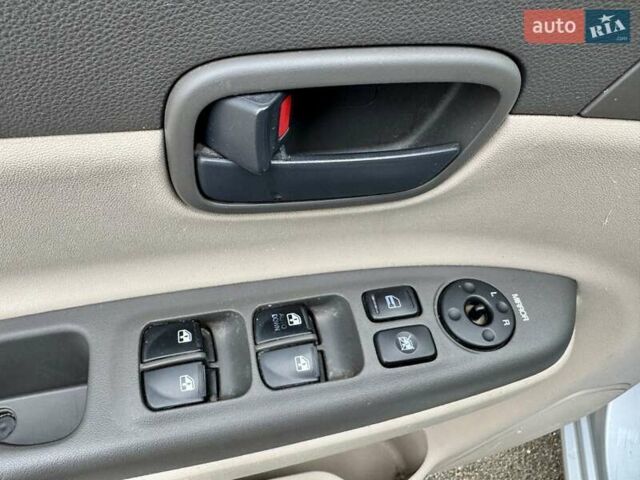 Серый Хендай Акцент, объемом двигателя 1.4 л и пробегом 165 тыс. км за 4990 $, фото 23 на Automoto.ua