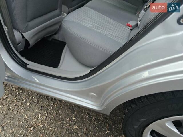 Серый Хендай Акцент, объемом двигателя 1.4 л и пробегом 82 тыс. км за 6600 $, фото 31 на Automoto.ua
