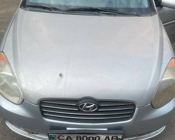 Серый Хендай Акцент, объемом двигателя 1.49 л и пробегом 143 тыс. км за 4000 $, фото 1 на Automoto.ua