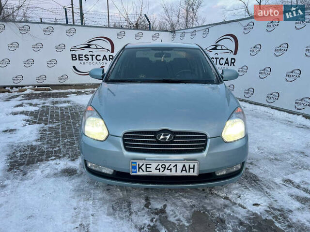 Сірий Хендай Акцент, об'ємом двигуна 1.4 л та пробігом 148 тис. км за 5999 $, фото 4 на Automoto.ua