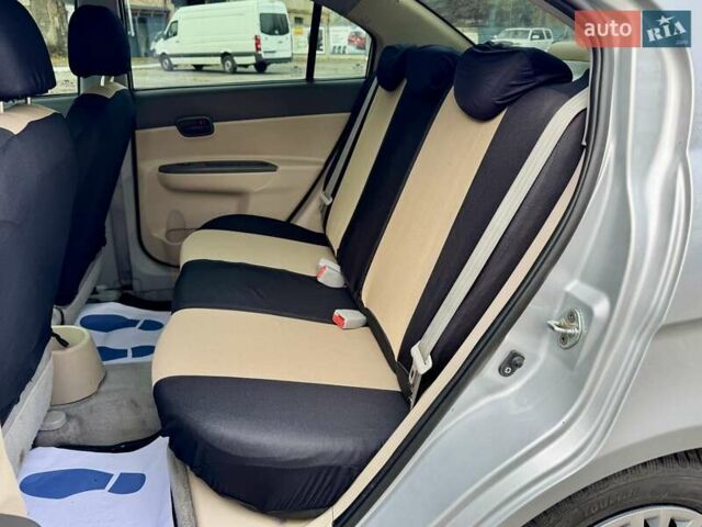 Серый Хендай Акцент, объемом двигателя 1.4 л и пробегом 165 тыс. км за 4990 $, фото 17 на Automoto.ua