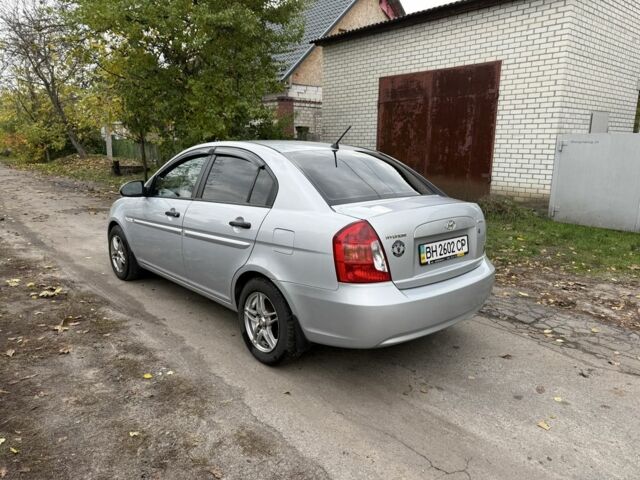 Серый Хендай Акцент, объемом двигателя 1.4 л и пробегом 200 тыс. км за 3500 $, фото 10 на Automoto.ua