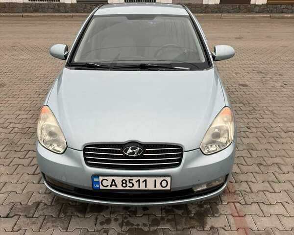 Серый Хендай Акцент, объемом двигателя 1.6 л и пробегом 211 тыс. км за 5200 $, фото 9 на Automoto.ua