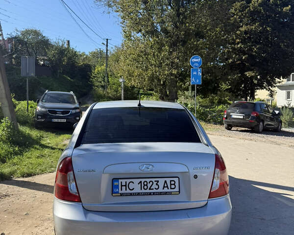 Сірий Хендай Акцент, об'ємом двигуна 1.4 л та пробігом 116 тис. км за 5500 $, фото 3 на Automoto.ua