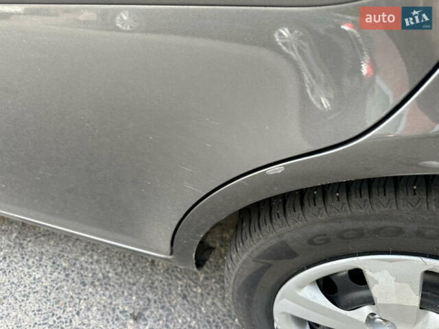 Сірий Хендай Акцент, об'ємом двигуна 1.4 л та пробігом 123 тис. км за 4700 $, фото 2 на Automoto.ua