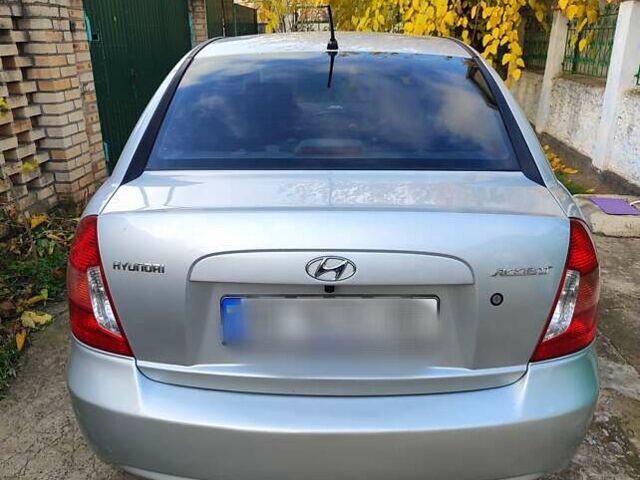 Сірий Хендай Акцент, об'ємом двигуна 1.4 л та пробігом 134 тис. км за 6200 $, фото 3 на Automoto.ua