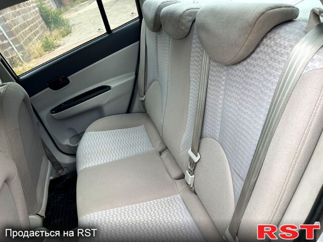 Сірий Хендай Акцент, об'ємом двигуна 1.4 л та пробігом 290 тис. км за 4799 $, фото 7 на Automoto.ua