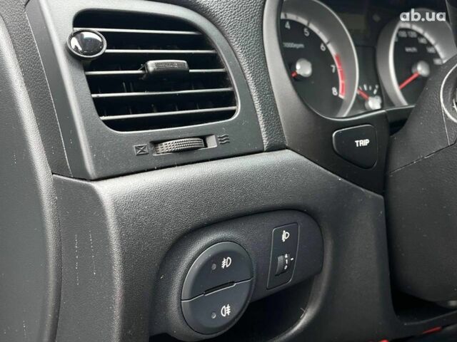 Серый Хендай Акцент, объемом двигателя 1.6 л и пробегом 105 тыс. км за 4490 $, фото 31 на Automoto.ua