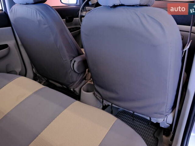 Серый Хендай Акцент, объемом двигателя 1.6 л и пробегом 55 тыс. км за 6900 $, фото 45 на Automoto.ua