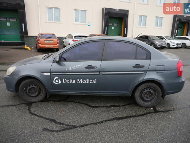 Серый Хендай Акцент, объемом двигателя 1.4 л и пробегом 300 тыс. км за 3312 $, фото 13 на Automoto.ua