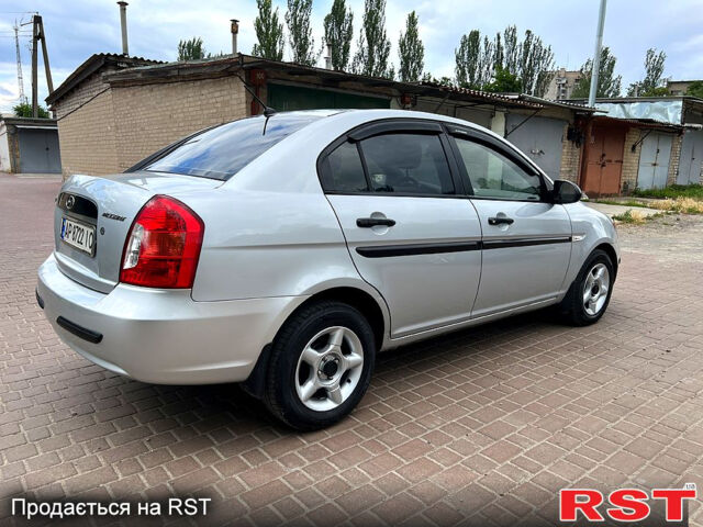 Сірий Хендай Акцент, об'ємом двигуна 1.4 л та пробігом 290 тис. км за 4799 $, фото 5 на Automoto.ua