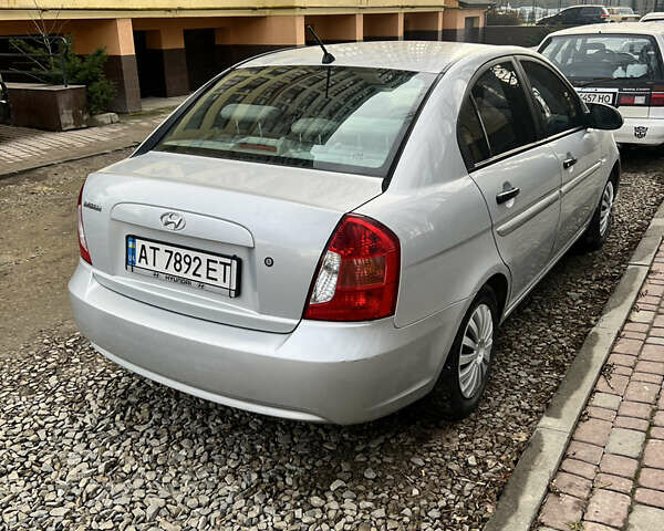 Серый Хендай Акцент, объемом двигателя 1.4 л и пробегом 271 тыс. км за 3400 $, фото 1 на Automoto.ua