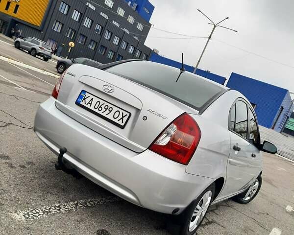 Сірий Хендай Акцент, об'ємом двигуна 1.4 л та пробігом 306 тис. км за 4499 $, фото 12 на Automoto.ua